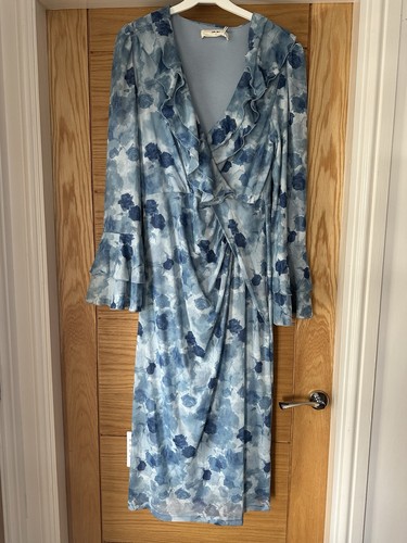 Jolie moi blue floral wrap - moi,