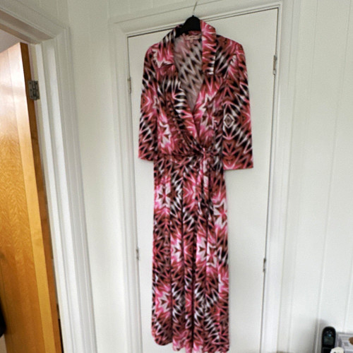 Jolie moi pink geometric wrap - moi,