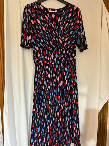 Jolie moi size - 12, abstract